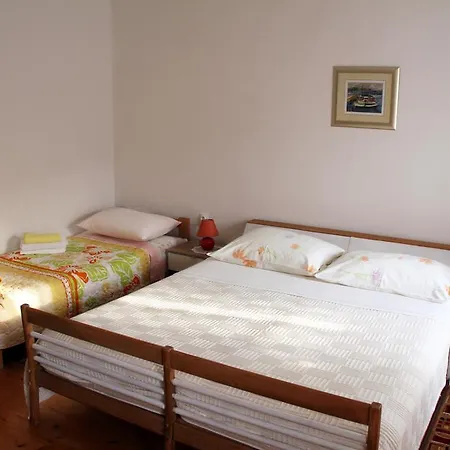 & Nada Pensjonat Brseč